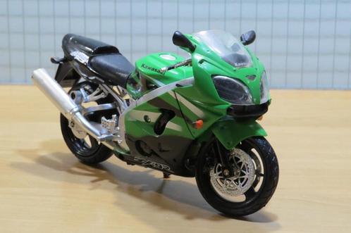 Kawasaki ZX-9R New Ray 1:12 groen los, Hobby en Vrije tijd, Modelauto's | 1:18, Nieuw, Motor, Overige merken, Ophalen of Verzenden