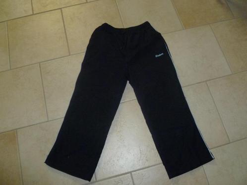 Diadora blauwe trainingsbroek maat 146, Kinderen en Baby's, Kinderkleding | Maat 146, Zo goed als nieuw, Broek, Ophalen of Verzenden