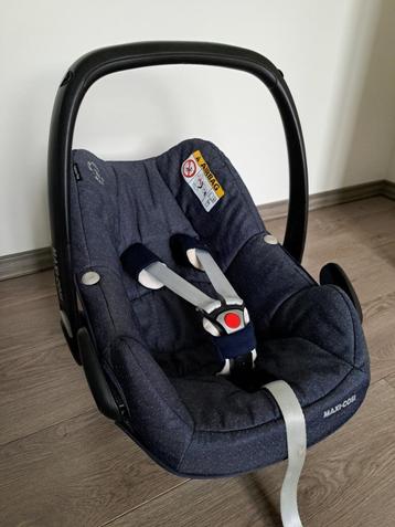 Maxi cosi pebble plus beschikbaar voor biedingen