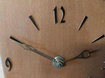 Vintage, asymmetrische klok.