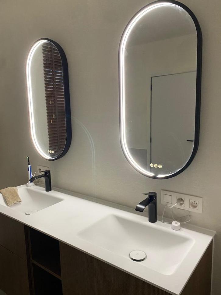 Badkamerspiegel met verlichting en verwarming, Huis en Inrichting, Badkamer | Badkamermeubels, Nieuw, Minder dan 100 cm, Minder dan 50 cm