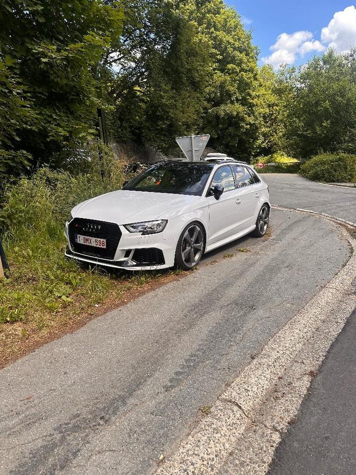 Audi RS3, Autos, Audi, Particulier, RS3, 4x4, ABS, Caméra de recul, Régulateur de distance, Airbags, Air conditionné, Apple Carplay