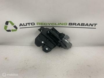 Slotmechanisme Achterklep Porsche Macan ORIGINEEL 95B827505 beschikbaar voor biedingen