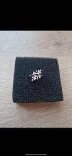 Mooie ring, Handtassen en Accessoires, Ringen, Ophalen of Verzenden, Nieuw, Zilver, IJzer of Staal