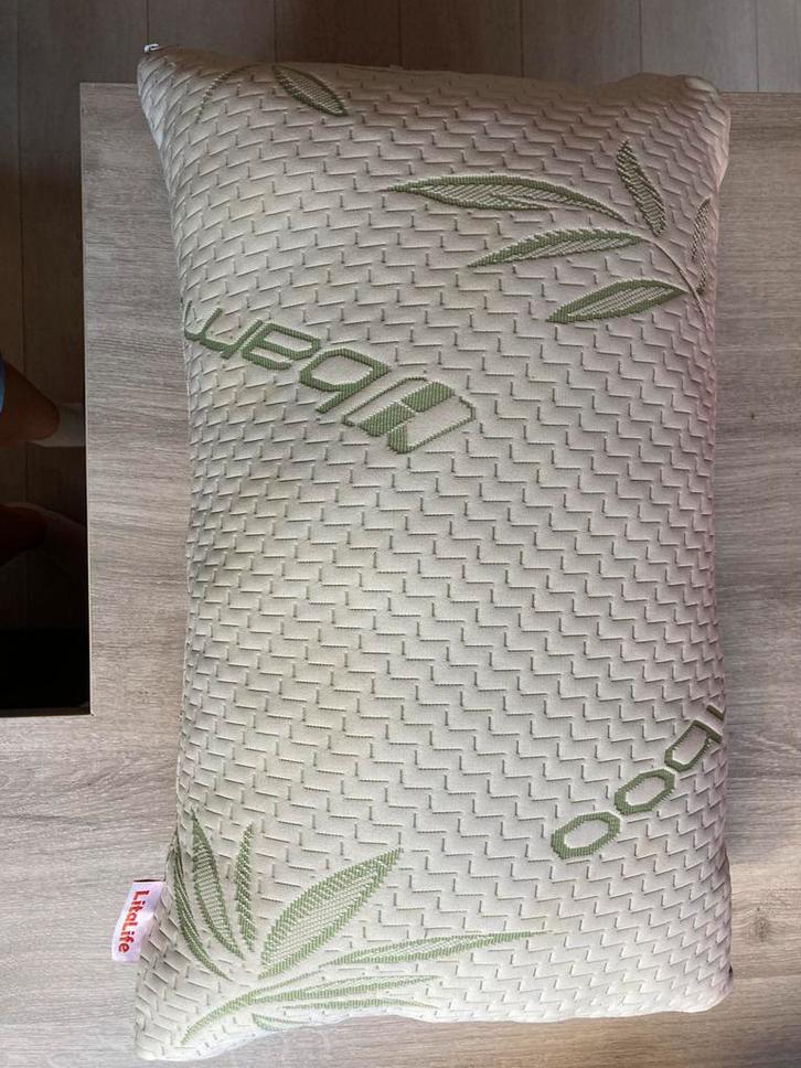 Bamboe Hoofdkussen met Memory Foam, Huis en Inrichting, Slaapkamer | Beddengoed, Zo goed als nieuw, Kussen, Ophalen