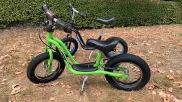 2 loopfietsjes Puky 12 inch beschikbaar voor biedingen