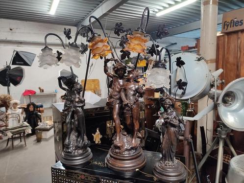 3 lampen met beeld in hars, Antiek en Kunst, Antiek | Verlichting, Ophalen