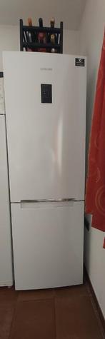 Witte Samsung frigo in zeer goed staat, Elektronische apparatuur, Koelkasten en IJskasten, Ophalen, Met aparte vriezer, 160 cm of meer
