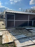 Twee stalpanelen, Stalling