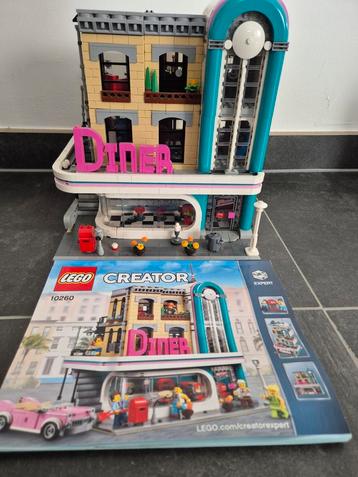 Lego 10260 Met minifiguren, Enlèvement ou Envoi, Comme neuf, Lego