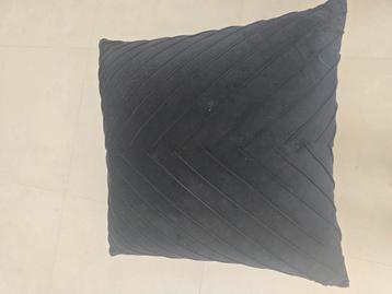 Coussin  beschikbaar voor biedingen