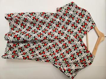 Blouse beschikbaar voor biedingen