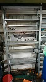 Materiaal rek, Ophalen