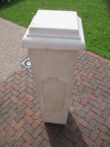 colonne de jardin (pierre blanche) à vendre, Enlèvement, Utilisé