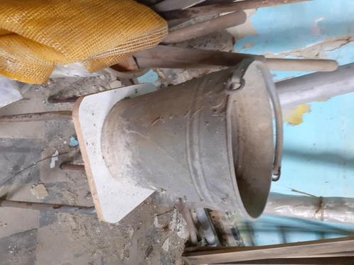 Gegalvaniseerde en aluminium emmer, Antiek en Kunst, Antiek | Glaswerk en Kristal, Ophalen of Verzenden