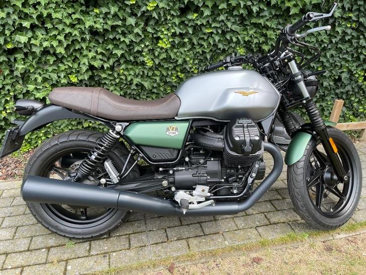 Moto guzzi V7 Centenario, Motos, Motos | Moto Guzzi, Particulier, Naked bike, 2 cylindres, Transmission par cardan, Enlèvement