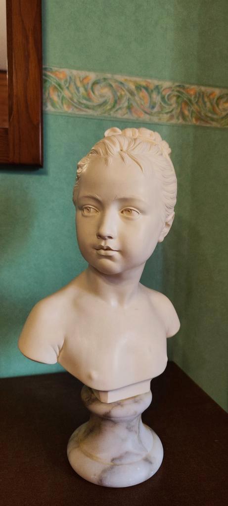 Buste représentant Louise Brongniart en albâtre., Antiek en Kunst, Kunst | Beelden en Houtsnijwerken, Ophalen