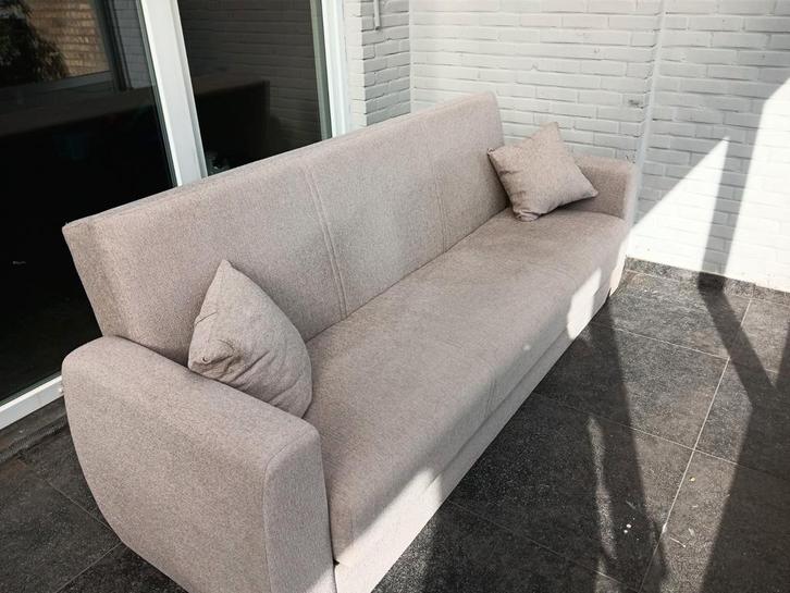 Comfortabele slaapbank, Huis en Inrichting, Zetels | Zetels en Chaises Longues, Zo goed als nieuw, Ophalen