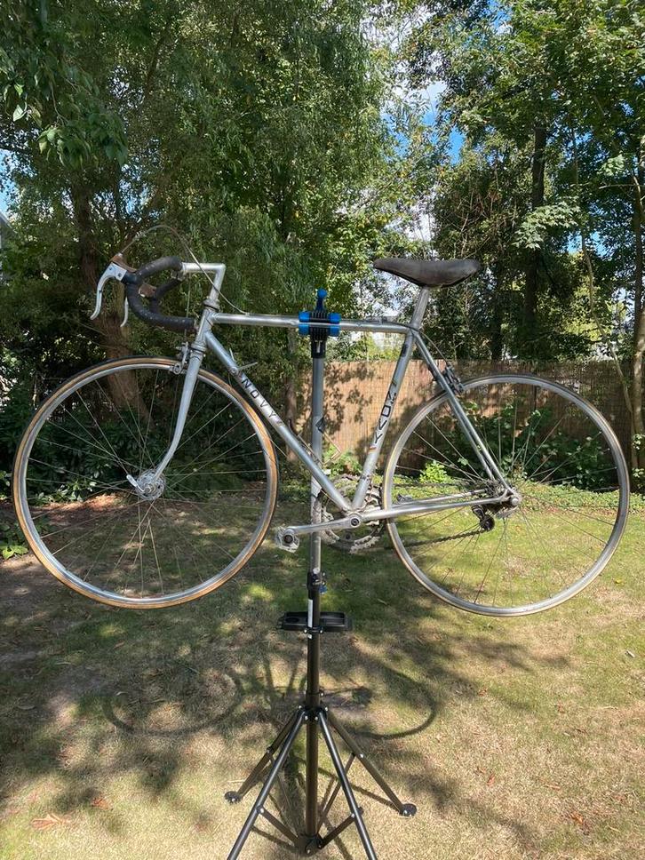 Koersfiets Novy voor onderdelen - NIEUWE PRIJS, Sport en Fitness, Wielrennen, Gebruikt, Ophalen