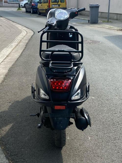 La souris b klasse brommer , toscana vespa model, Fietsen en Brommers, Brommers | Vespa, Ophalen of Verzenden