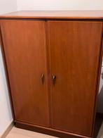 Kast met 2 deuren, 3 schabben, 88 cm B x 127 cm H x 46 cm D, Huis en Inrichting, Ophalen, Met plank(en), Gebruikt, 1957 vintage