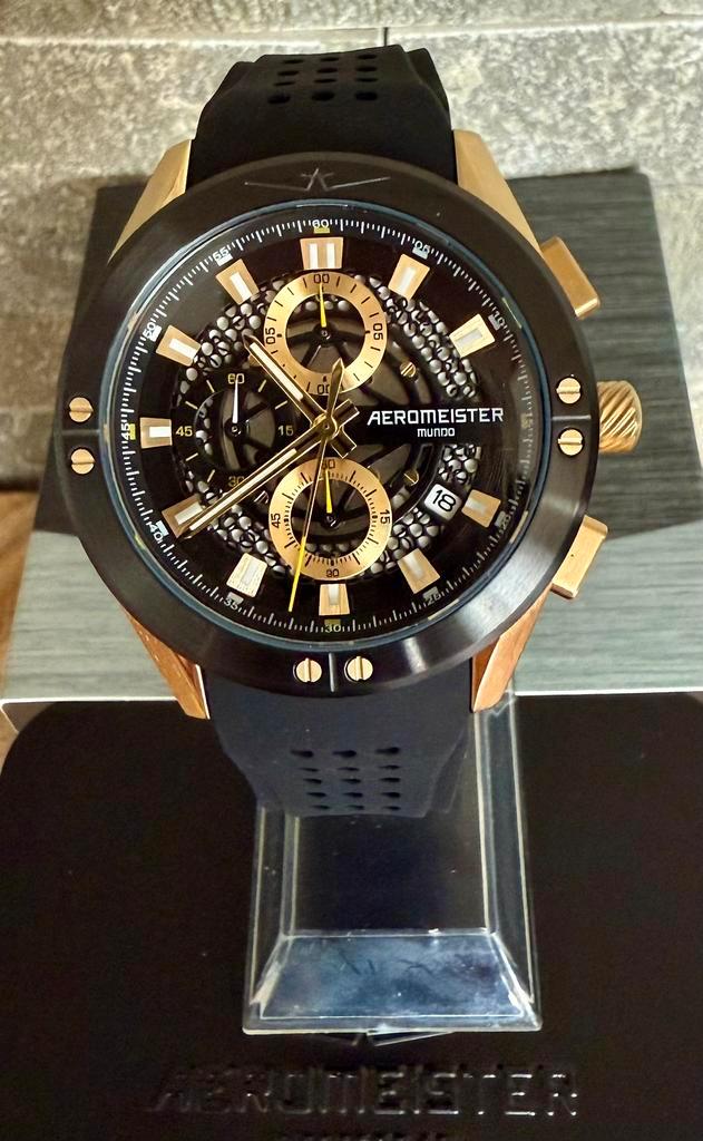AEROMEISTER MUNDO SPORTS CHRONO VAUT599€! 💯%NOUVEAU !, Bijoux, Sacs & Beauté, Montres de sport, Neuf, Enlèvement ou Envoi