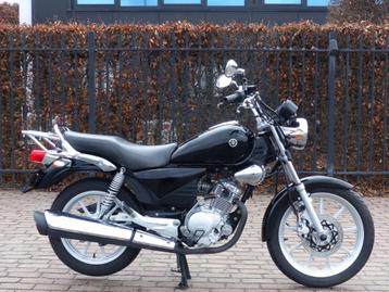 Yamaha YBR 125 Custom