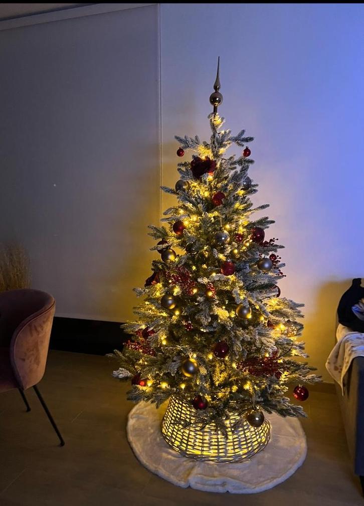 Kerstboom met sneeuw, Huis en Inrichting, Overige Huis en Inrichting, Ophalen