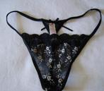 Zwarte string met bloemen print, Kleding | Dames, Ondergoed en Lingerie, Ophalen of Verzenden, String