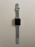 Apple Watch series 3, Handtassen en Accessoires, Gebruikt, Ophalen of Verzenden, Wit