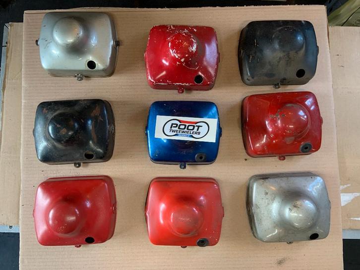 Pièces arrière pour phares Hella, Vélos & Vélomoteurs, Pièces de cyclomoteur | Général, Utilisé, Phare, Enlèvement