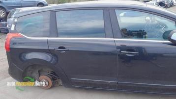 Portier 4Deurs rechts-achter van een Peugeot 5008 (KTV) beschikbaar voor biedingen