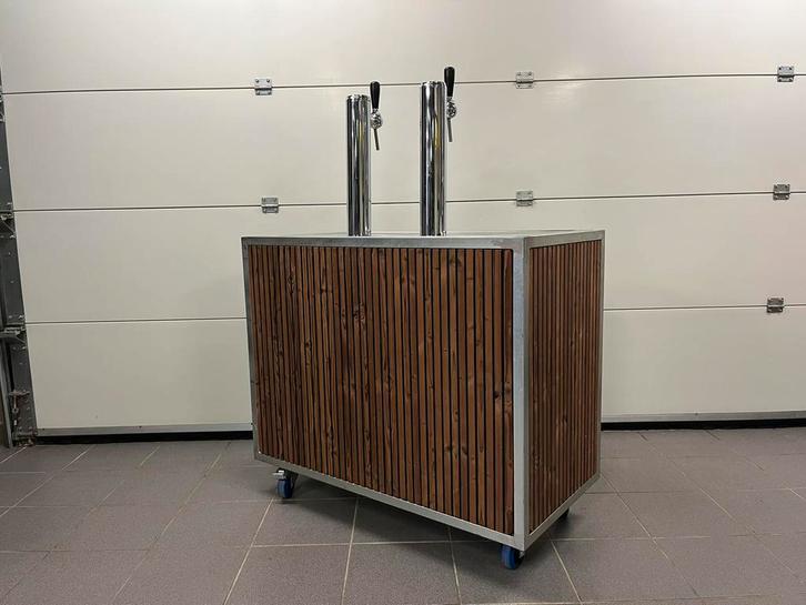 Biertap Te Huur, Huis en Inrichting, Barren, Zo goed als nieuw, Ophalen