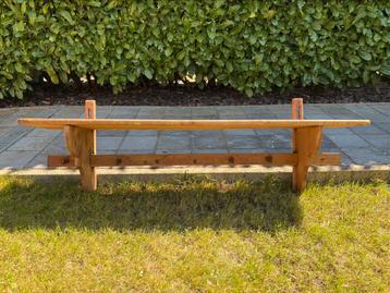 Houten kapstok  beschikbaar voor biedingen