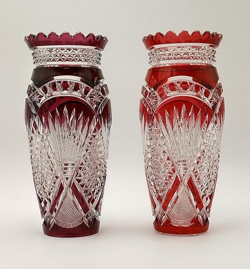 Een paar Val Saint Lambert vazen., Antiek en Kunst, Antiek | Glaswerk en Kristal, Ophalen of Verzenden