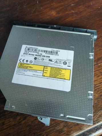 Graveur DVD SN-208  beschikbaar voor biedingen