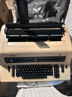 Olympia Electronic typemachine met hoes, Diversen, Typemachines, Ophalen of Verzenden, Zo goed als nieuw