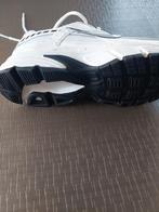 Nike Initiator, Sport en Fitness, Ophalen, Nieuw, Schoenen