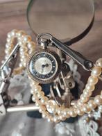 Petite montre ancienne Elves et bracelet, Bijoux, Sacs & Beauté, Autres marques, Autres matériaux, Avec bracelet, Enlèvement ou Envoi