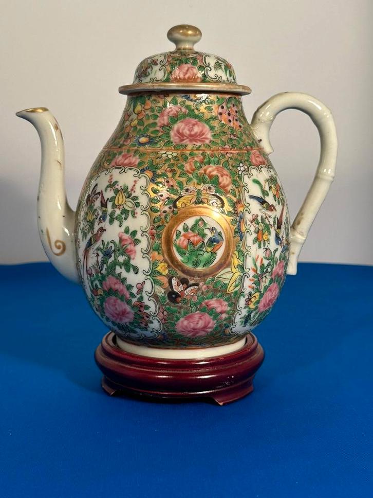 147, Antiek en Kunst, Antiek | Porselein, Ophalen of Verzenden