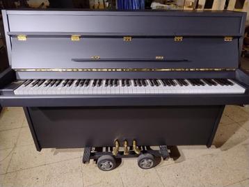 Yamaha piano zwart mat  108 cm beschikbaar voor biedingen