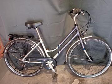 Damesfiets/meisjesfiets 28 inch/6V/maat44 voor(155-170)cm beschikbaar voor biedingen
