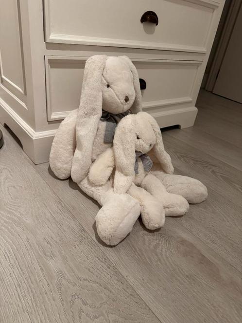 knuffel konijn & pyjamazak knuffel Théophile et Patachou, Kinderen en Baby's, Speelgoed | Knuffels en Pluche, Zo goed als nieuw