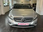 Mercedes-Benz A-Klasse 180 iBE Edition*AUTO NAV BLUETH VW ZE, Auto's, Mercedes-Benz, Te koop, Zilver of Grijs, Berline, https://public.car-pass.be/vhr/563a18f7-61d5-4001-a333-13ad96197ba1