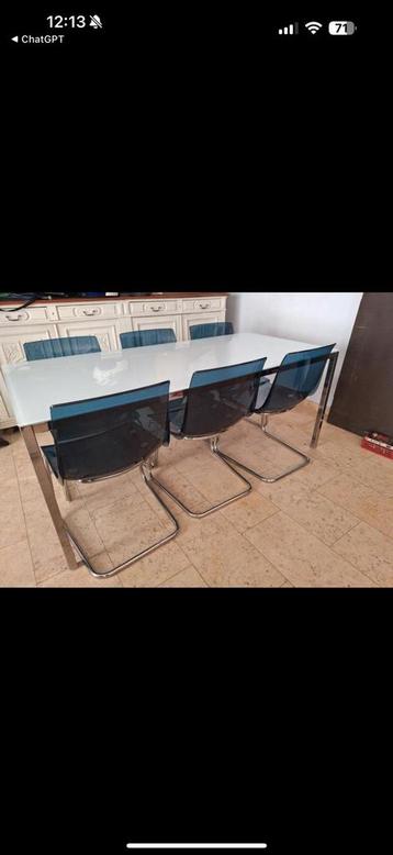 Table ikea a vendre beschikbaar voor biedingen