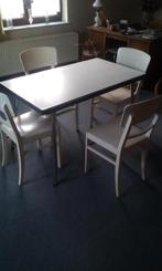 Keukentafel met massieve stoelen, Vijf, Zes of meer stoelen, Metaal, Wit, Zo goed als nieuw