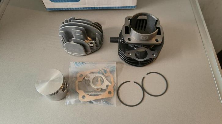 Nieuwe cilinderkit ape 50/ vespa 50, Fietsen en Brommers, Brommeronderdelen | Oldtimers, Nieuw, Ophalen of Verzenden