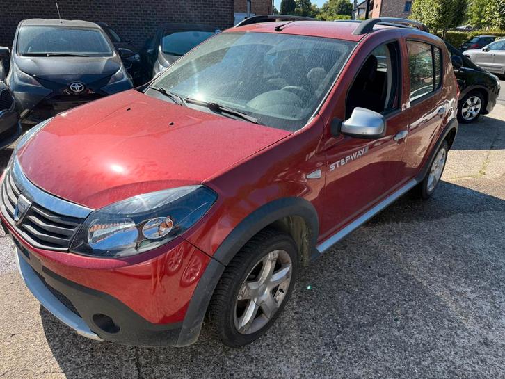 Dacia Sandero Stepway 1.6i ESSENCE Airco KOPPELING KAPOT, Auto's, Dacia, Particulier, Te koop, Sandero Stepway, ABS, Airbags, Airconditioning