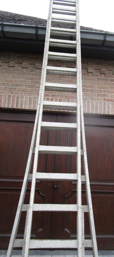 Verschillende soorten ladders, Doe-het-zelf en Bouw, Ladders en Trappen, Gebruikt, Ladder, 4 meter of meer, Opvouwbaar of Inschuifbaar