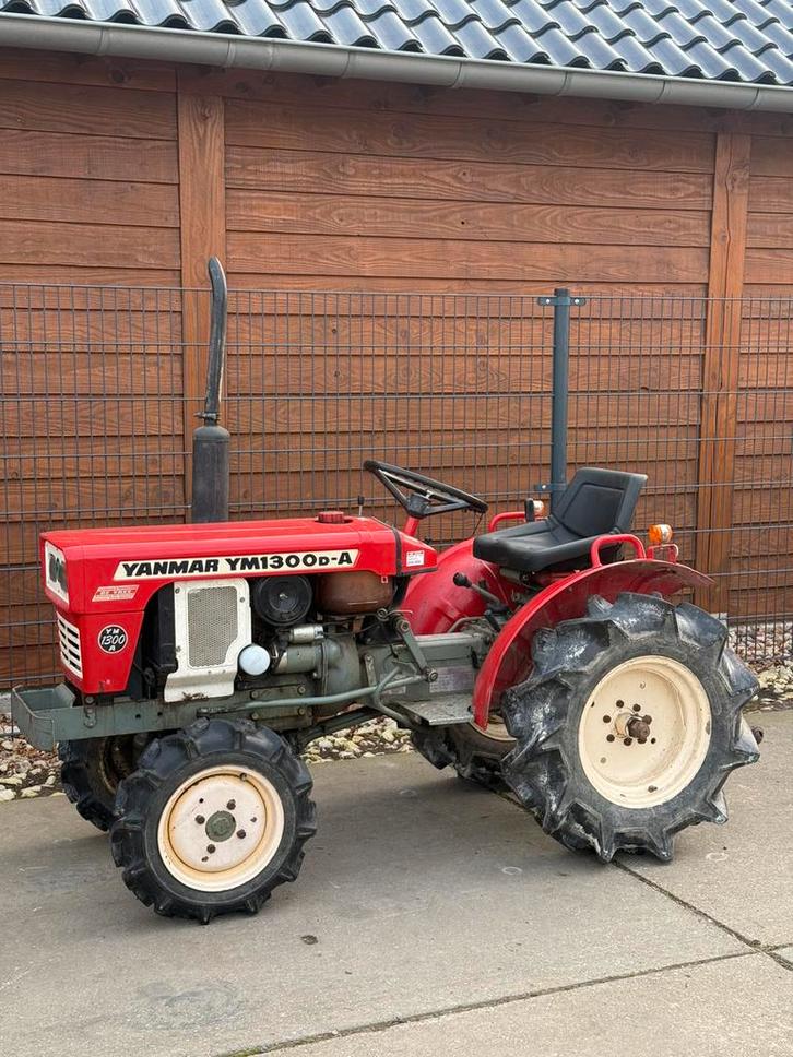Yanmar mini tractor 4wd, Animaux & Accessoires, Paniers pour chiens, Enlèvement